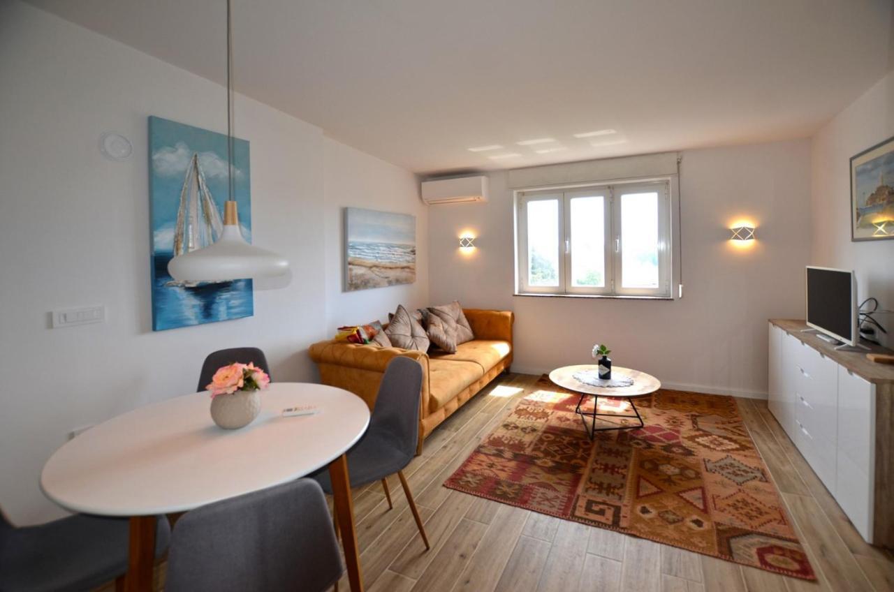 Sarah Apartment Rovinj Zewnętrze zdjęcie